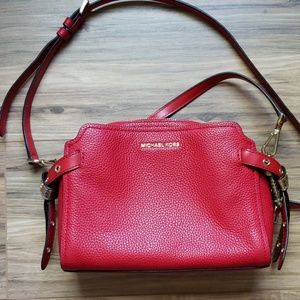 Michael Kors || Bristol Leather Medium Messenger